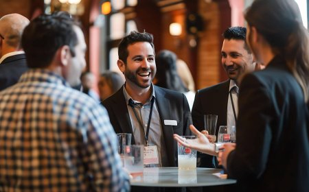 How to Choose the Right Event Networking App for Your Audience Size and Format