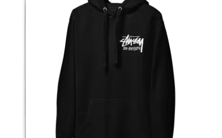 Sp5der and Stussy Hoodies: The Ultimate Streetwear Statement